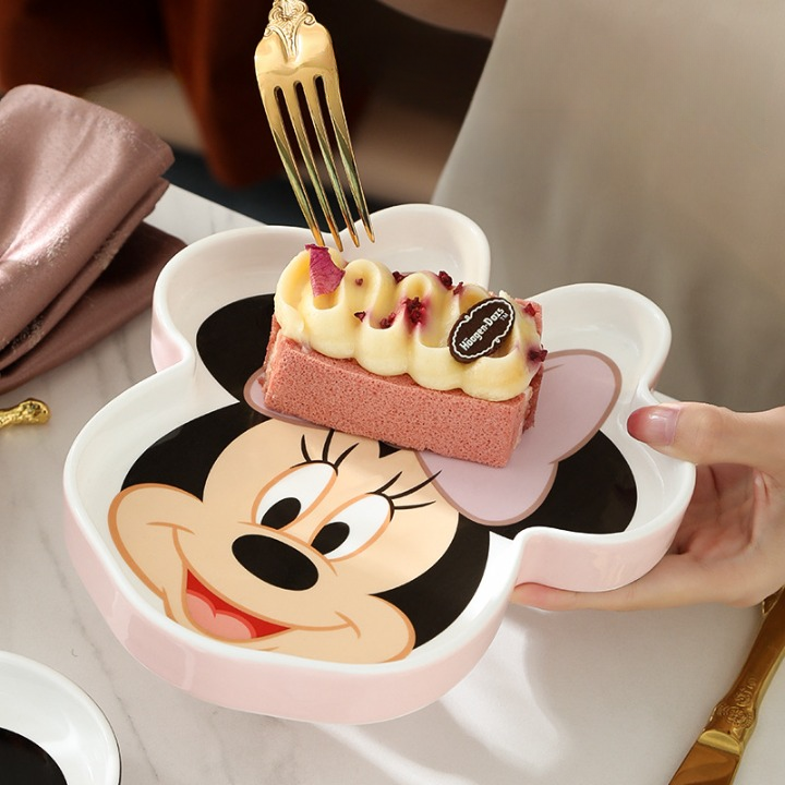 Mickey & Minnie Plates