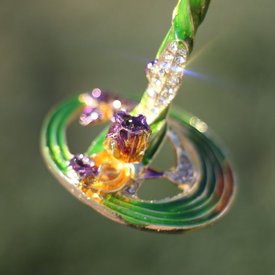 Flower Metal Champagne Glass