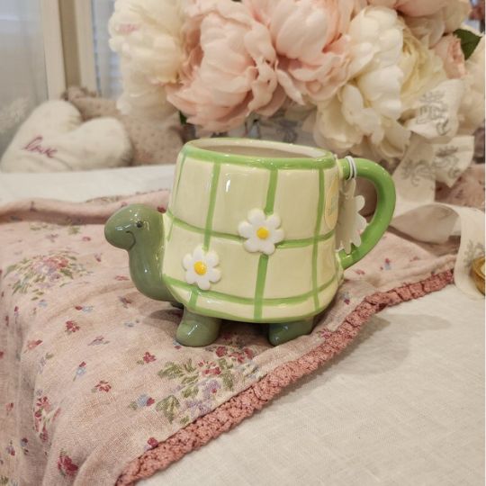 Turtle Daisy Mug