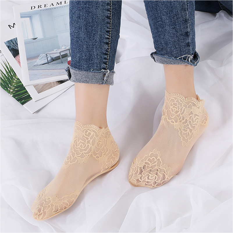 Rosemist Lace Ankle Socks