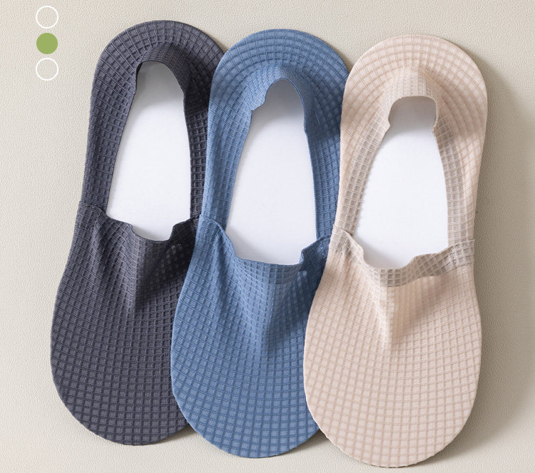 BreathEase Mesh-Lined Comfort Socks