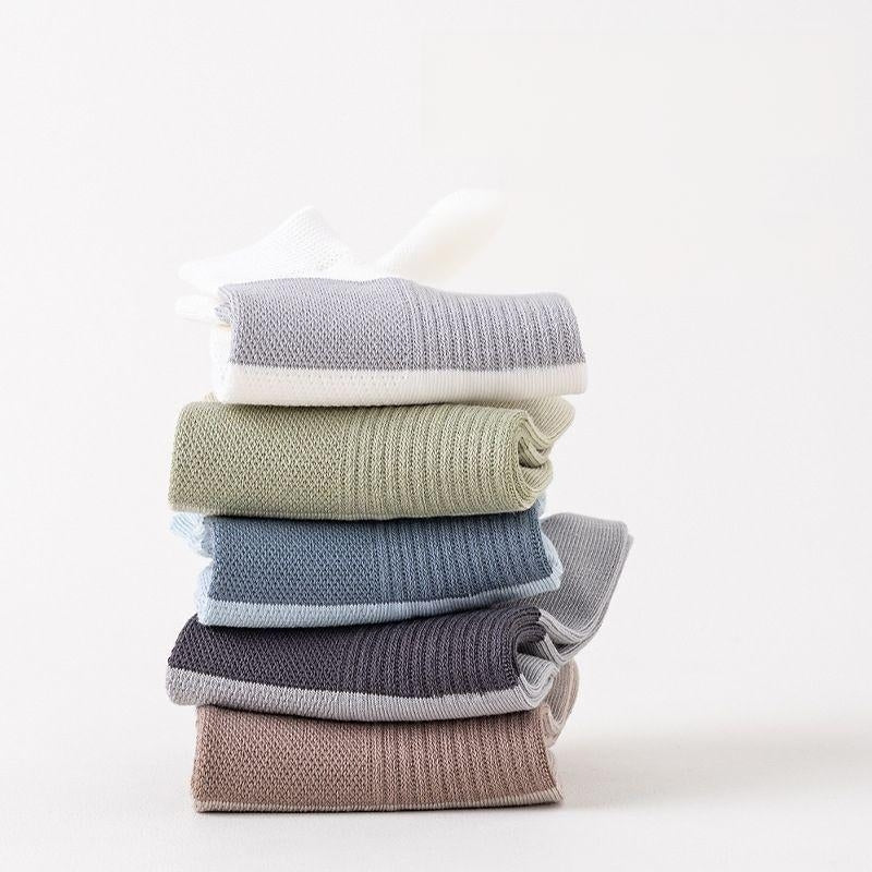 AirThread Ribbed Arch Socks