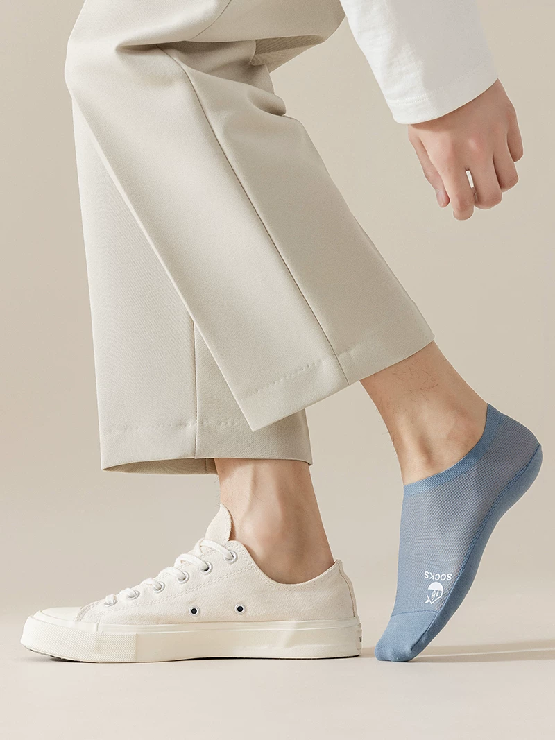 WinkFlex AirLite Socks: Sweat-Free Fit, Hidden Comfort Grip