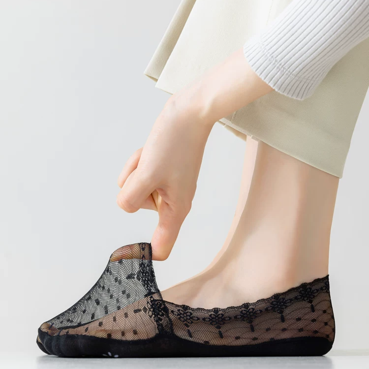 Silken Veil Comfort Socks