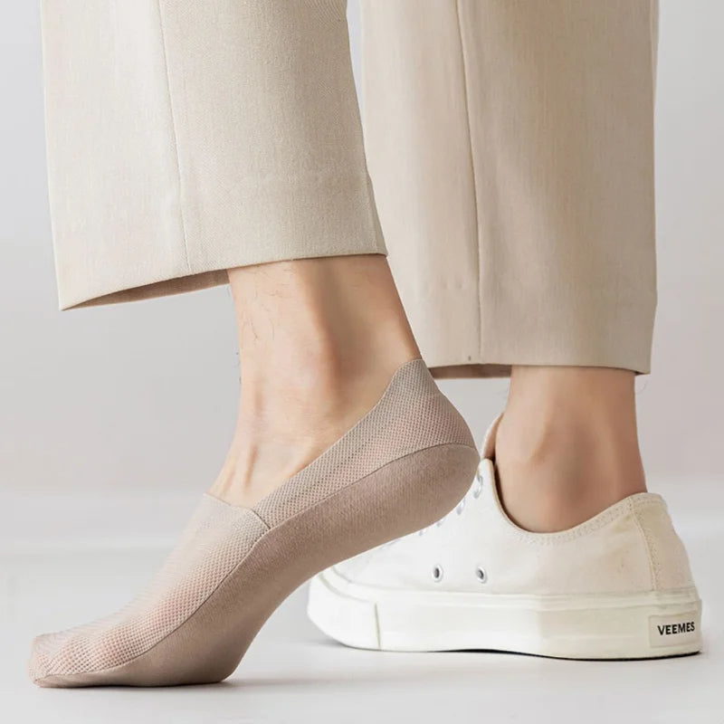 Ultra-Light Breathable Crew Socks