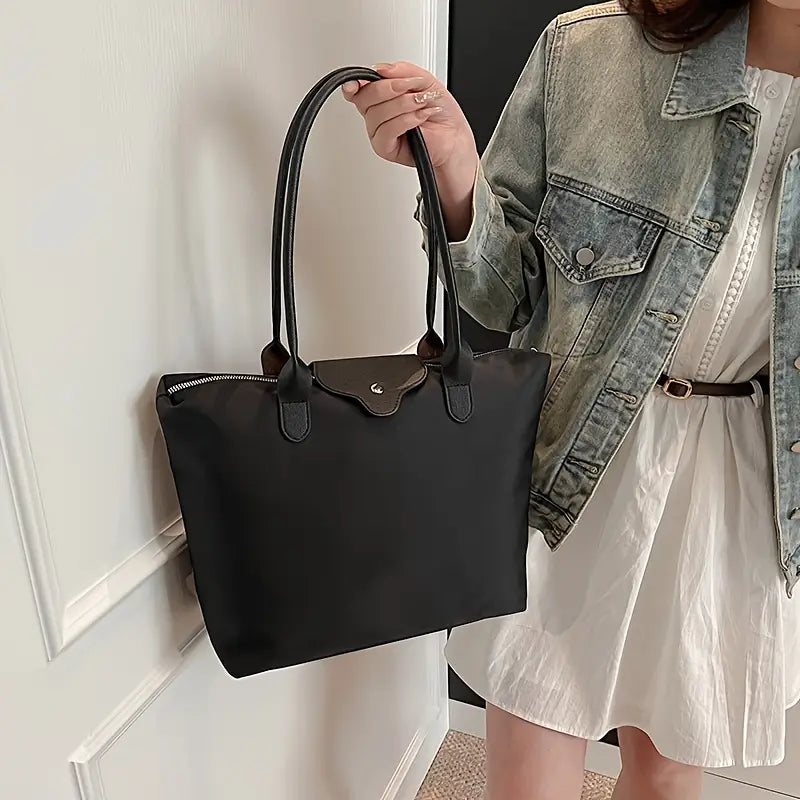 Classic Shoulder Bag